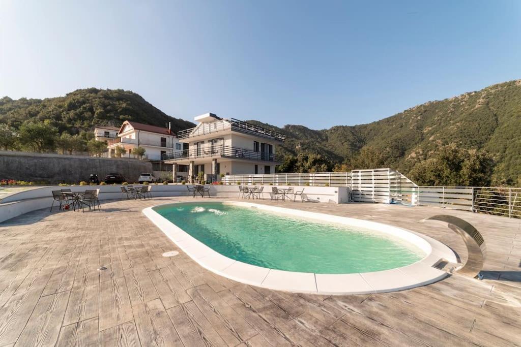 Appartamento Emma Con Piscina - Vista Mare"Tenuta Croce" Салерно Экстерьер фото