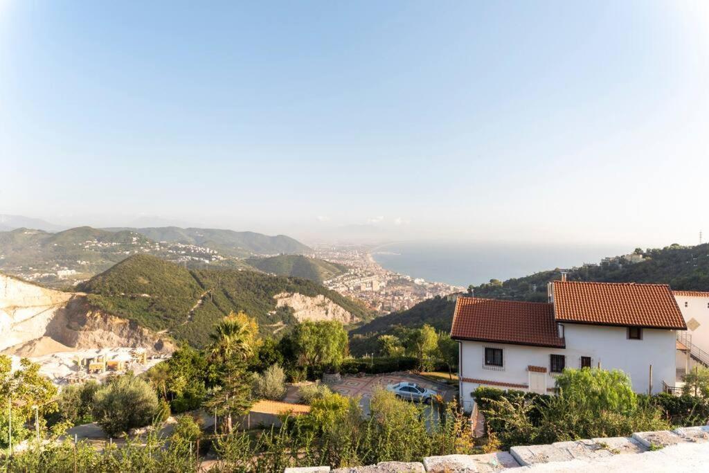 Appartamento Emma Con Piscina - Vista Mare"Tenuta Croce" Салерно Экстерьер фото