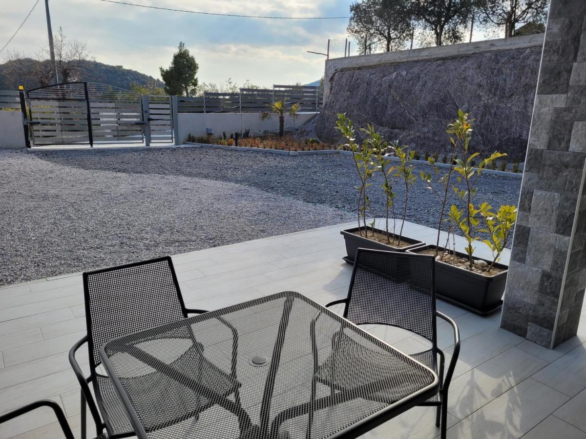 Appartamento Emma Con Piscina - Vista Mare"Tenuta Croce" Салерно Экстерьер фото